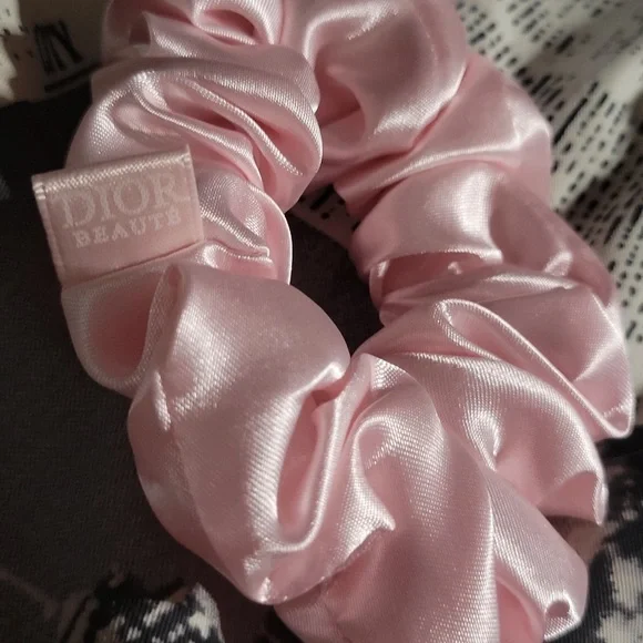 Dior Satin Hair Scrunchie - Picture 4 of 4